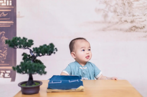 儋州宝宝几个月可以笑出声